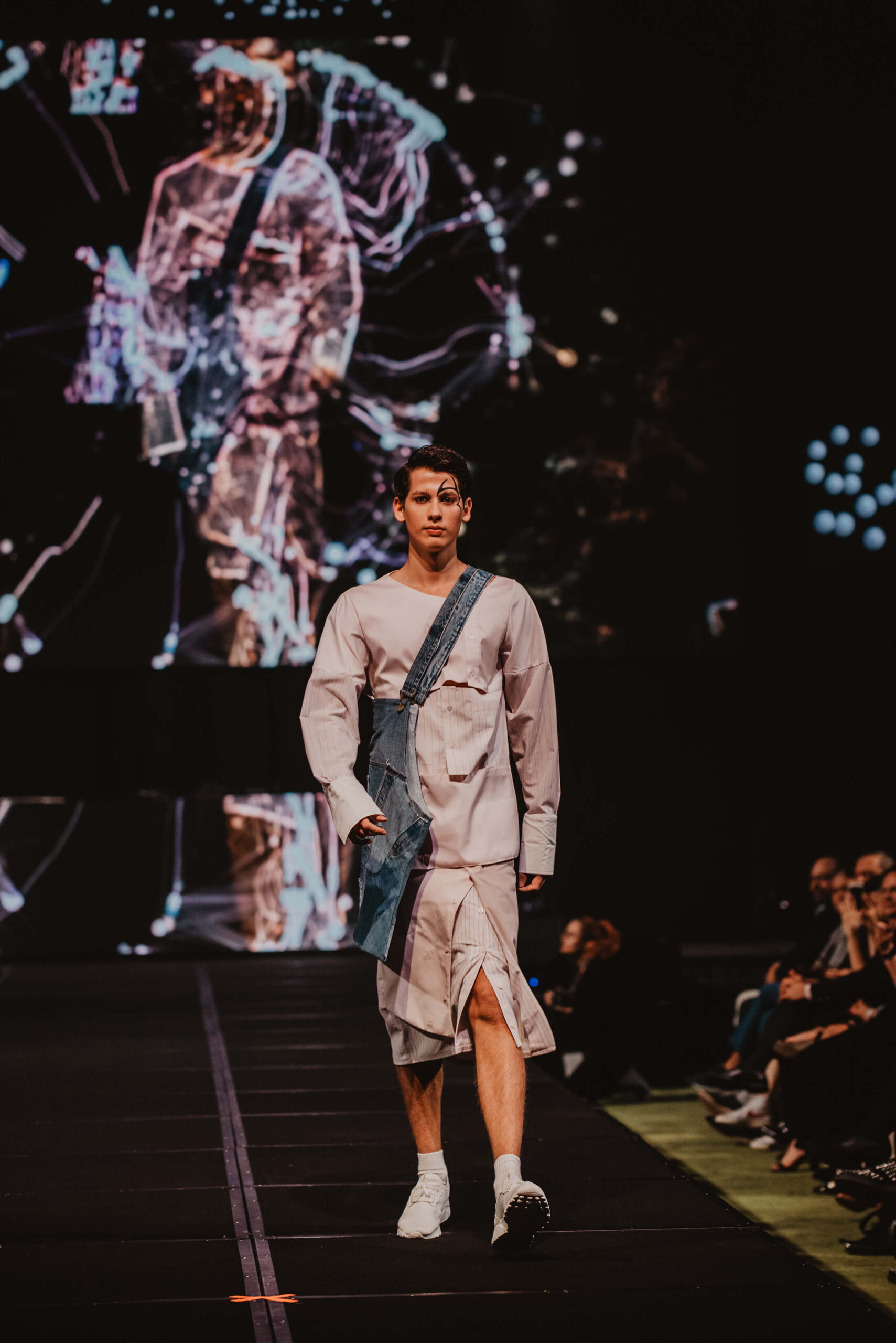 OUT-Runway-UCreativa-202012-scaled-1